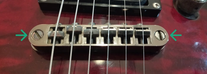 Как поменять струны электрогитары